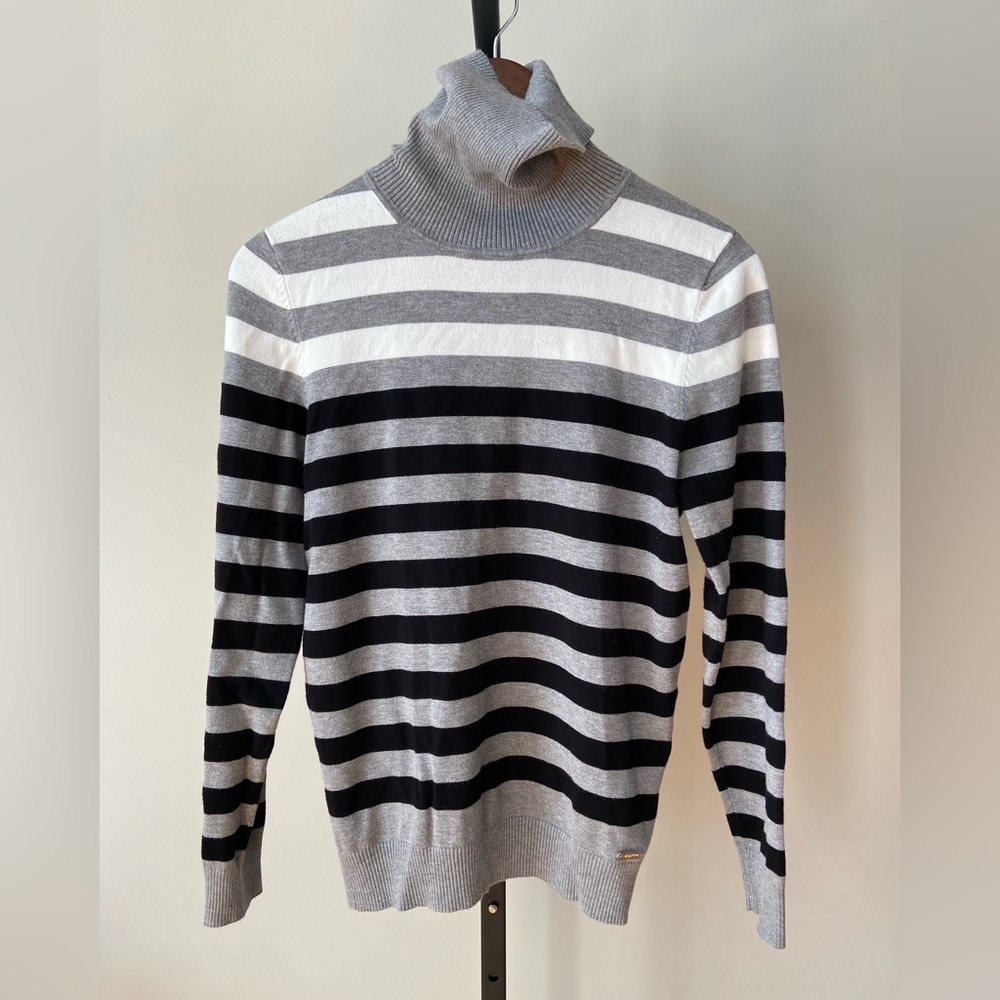 Calvin Klein Turtleneck Sweater Size Medium
